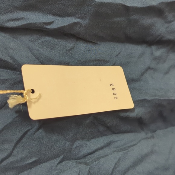 Blue silk tunic - Picture 6 of 6